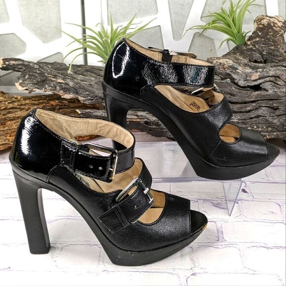 Michael Kors Desert Double Buckle Black Platform Chunky Heel Sandal - Picture 1 of 10